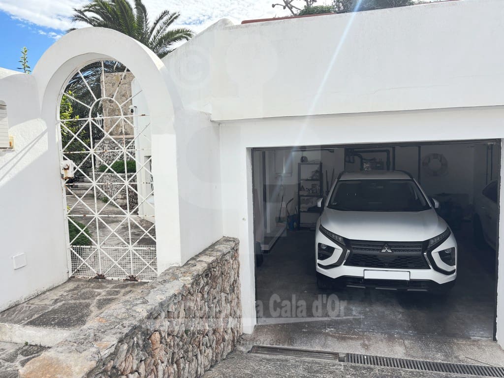3 sovrum Hus till salu i Cala d'Or med pool garage - 990 000 € (Ref: 9398145)