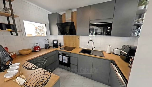 3 quarto Casa em Banda para venda em Cala d'Or, Santanyí com piscina garagem - 990 000 € (Ref: 9398145)