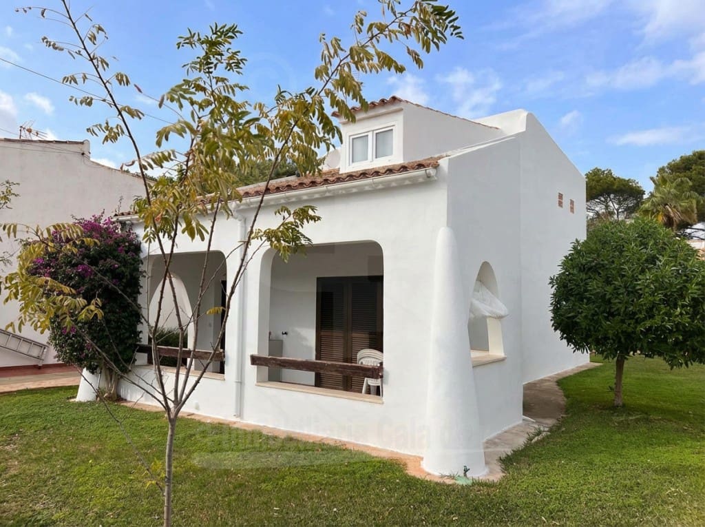 Chalet de 2 habitaciones en Cala Serena en venta - 395.000 € (Ref: 9461026)