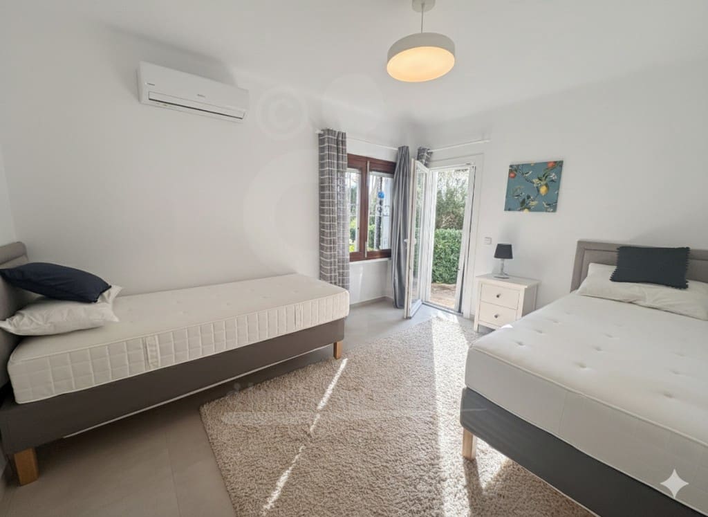 4 soverom Villa til salgs i Cala d'Or med svømmebasseng garasje - € 1 600 000 (Ref: 9535482)