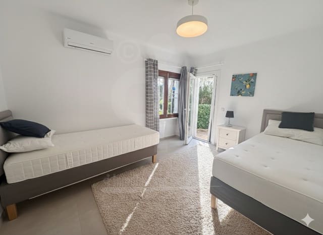 4 soverom Villa til salgs i Cala d'Or, Santanyí med svømmebasseng garasje - € 1 600 000 (Ref: 9535482)