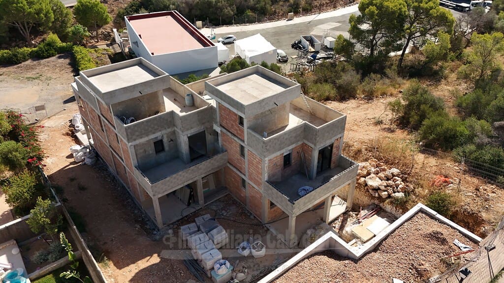 3 bedroom Villa for sale in Cala d'Or with pool garage - € 1,690,000 (Ref: 9570446)