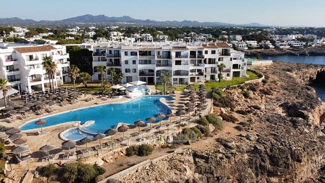 3 soverom Leilighet til salgs i Cala d'Or, Santanyí med svømmebasseng garasje - € 850 000 (Ref: 9581472)