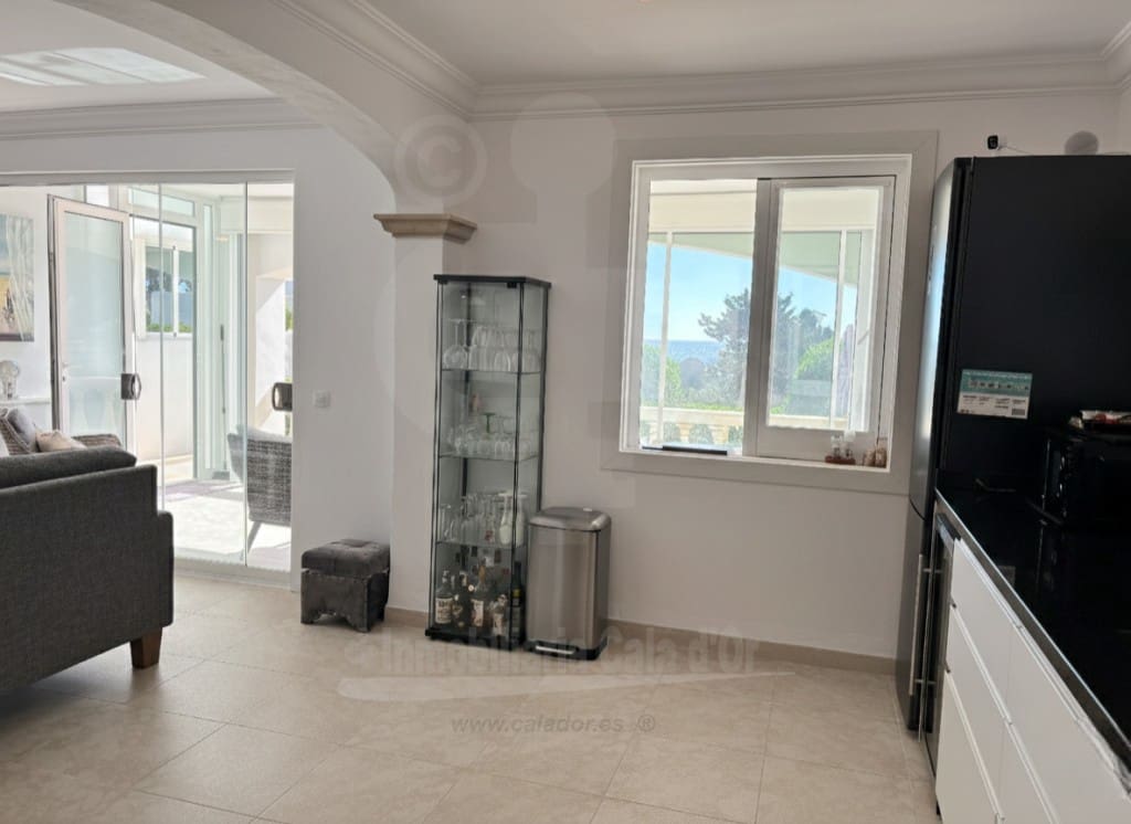 2 soveværelse Lejlighed til salg i Cala d'Or med swimmingpool - € 525.000 (Ref: 9629535)