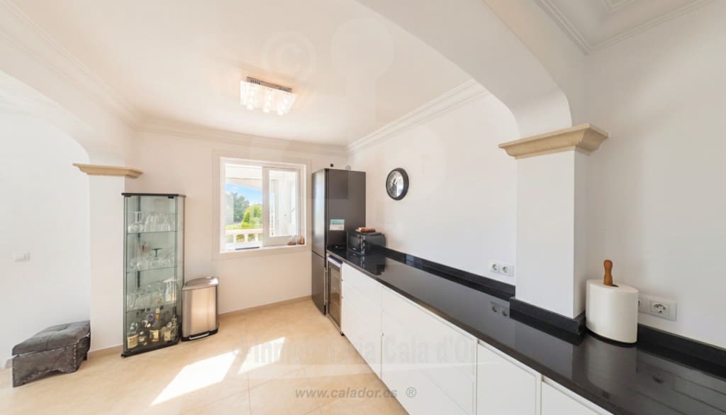 2 soveværelse Lejlighed til salg i Cala d'Or med swimmingpool - € 525.000 (Ref: 9629535)