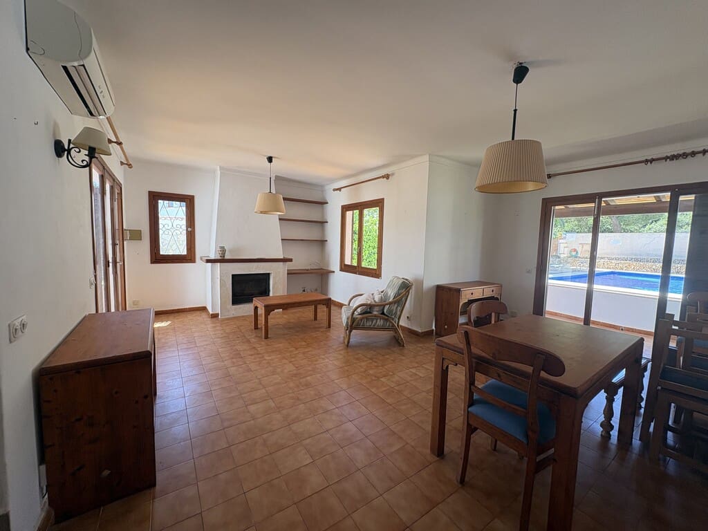 3 sypialnia Willa na sprzedaż w Cala d'Or z basenem - 690 000 € (Ref: 9780222)