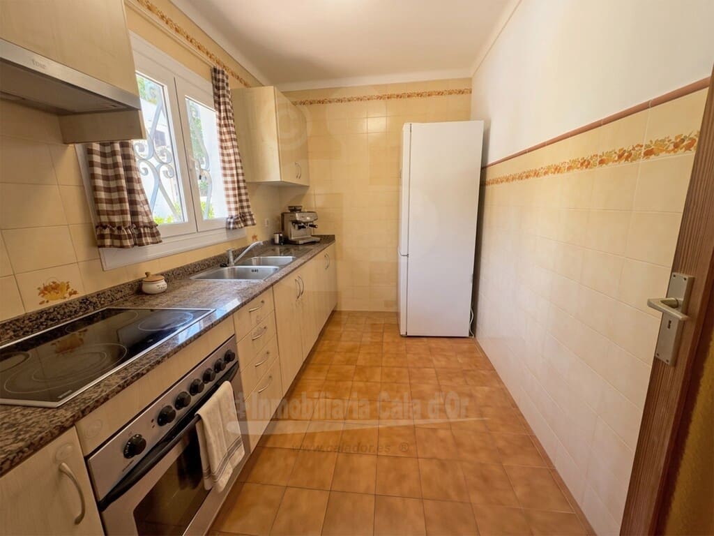 3 sovrum Villa till salu i Cala d'Or med pool - 690 000 € (Ref: 9780222)
