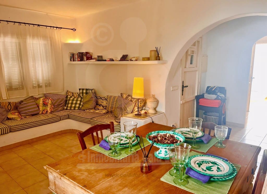 3 bedroom Villa for sale in Cala d'Or with pool garage - € 895,000 (Ref: 9819987)