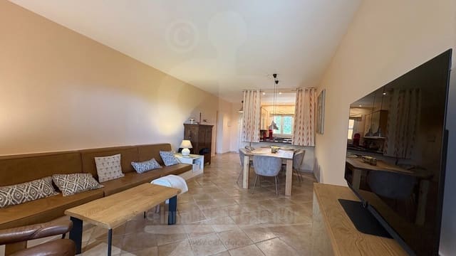 3 soverom Leilighet til salgs i Calonge, Santanyí med svømmebasseng - € 375 000 (Ref: 9819988)