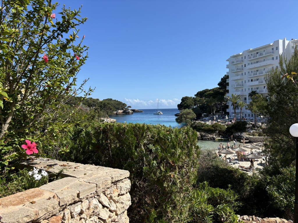 1 bedroom Apartment for sale in Cala Ferrera with pool - € 340,000 (Ref: 9830843)