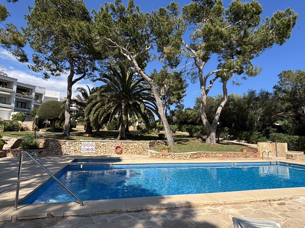 1 bedroom Apartment for sale in Cala Ferrera with pool - € 340,000 (Ref: 9830843)