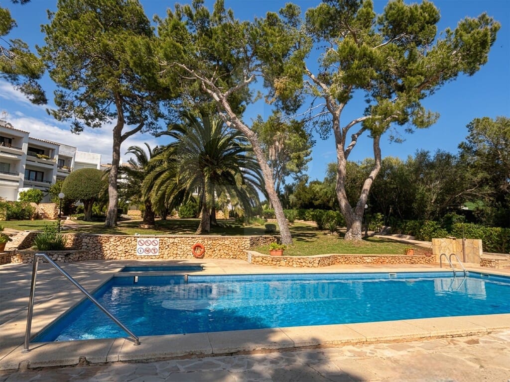 1 bedroom Apartment for sale in Cala Ferrera with pool - € 340,000 (Ref: 9830843)