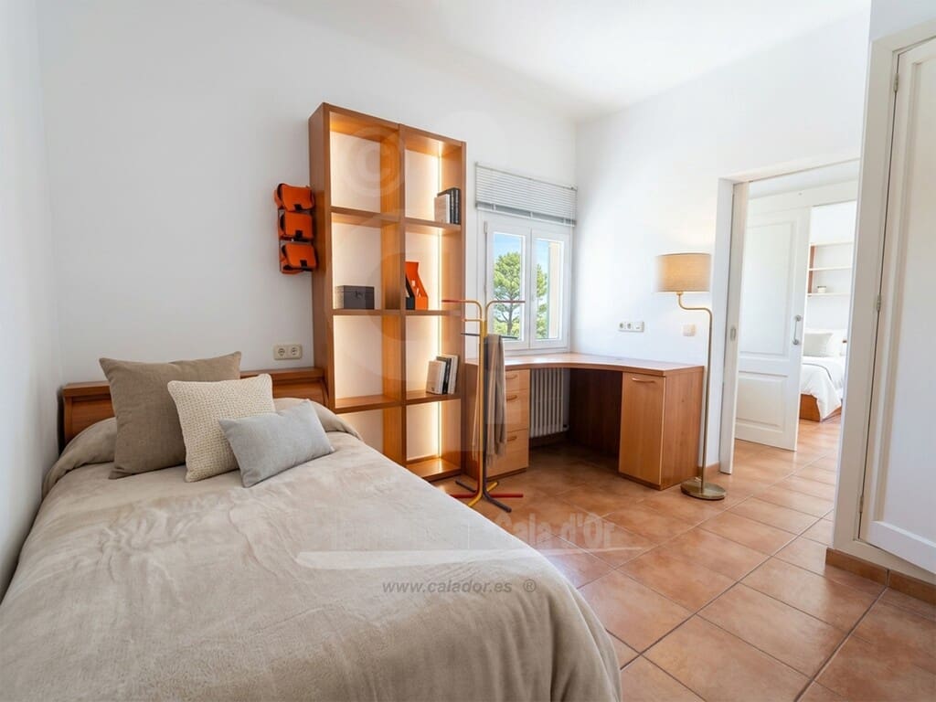 5 sypialnia Willa na sprzedaż w Cala d'Or z garażem - 1 600 000 € (Ref: 9910090)
