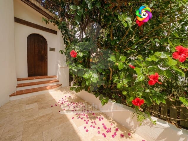 5 sypialnia Willa na sprzedaż w Cala d'Or, Santanyí z garażem - 1 600 000 € (Ref: 9910090)