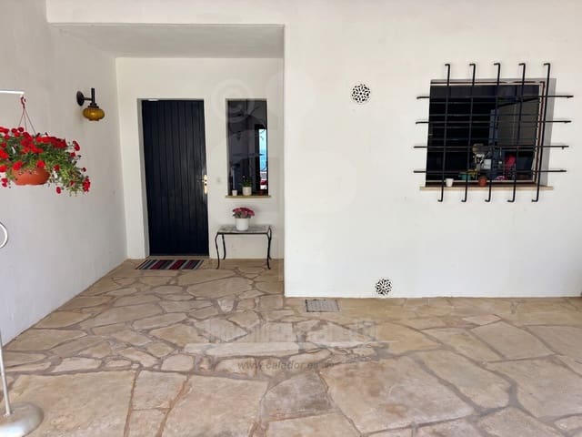 3 bedroom Villa for sale in Cala d'Or, Santanyí with garage - € 2,500,000 (Ref: 9928867)