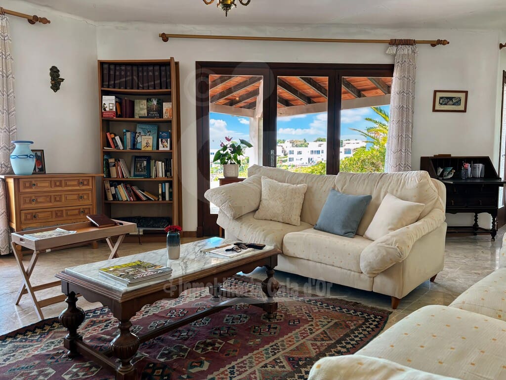 3 sypialnia Willa na sprzedaż w Cala d'Or z garażem - 2 500 000 € (Ref: 9928867)