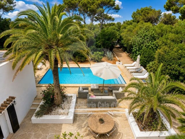 Chalet de 4 habitaciones en Cala d'Or, Santanyí en venta con piscina garaje - 2.500.000 € (Ref: 9978409)