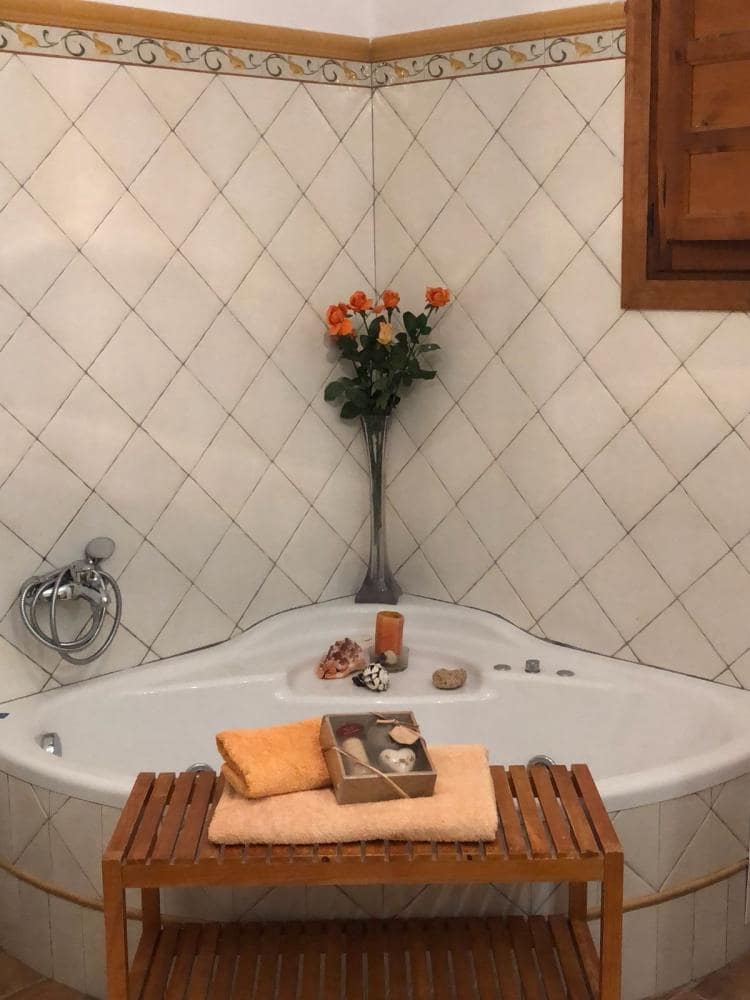 Chalet de 5 habitaciones en Alhaurín el Grande en alquiler con piscina garaje - 3.850 € (Ref: 5874773)