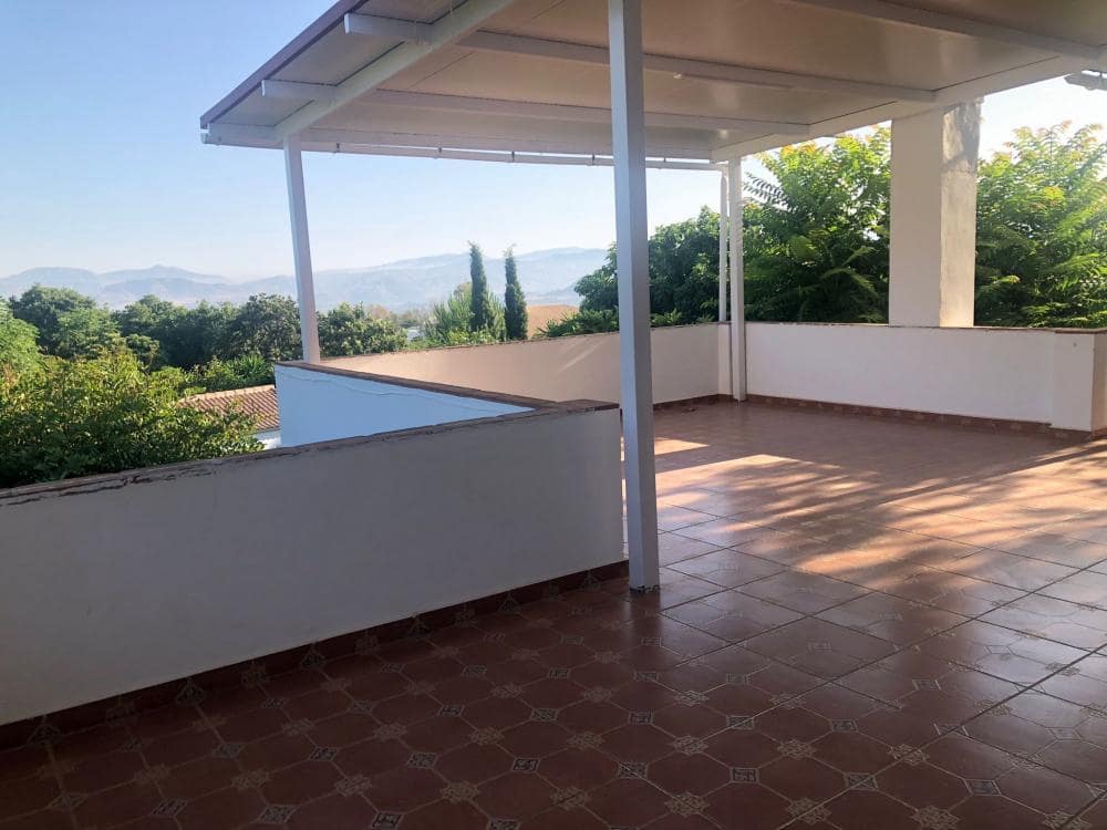 Chalet de 5 habitaciones en Alhaurín el Grande en alquiler con piscina garaje - 3.850 € (Ref: 5874773)