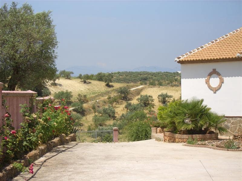 3 soverom Villa til leie i Alhaurin de la Torre - € 1 800 (Ref: 5874783)