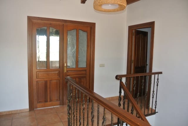 Chalet de 5 habitaciones en Alhaurín de la Torre en alquiler - 4.200 € (Ref: 5874788)