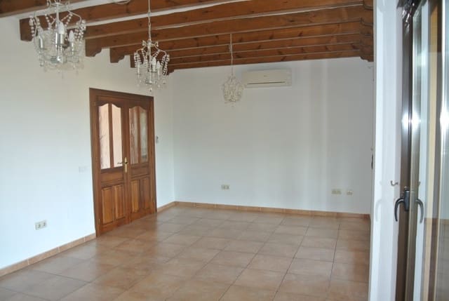 Chalet de 5 habitaciones en Alhaurín de la Torre en alquiler - 4.200 € (Ref: 5874788)