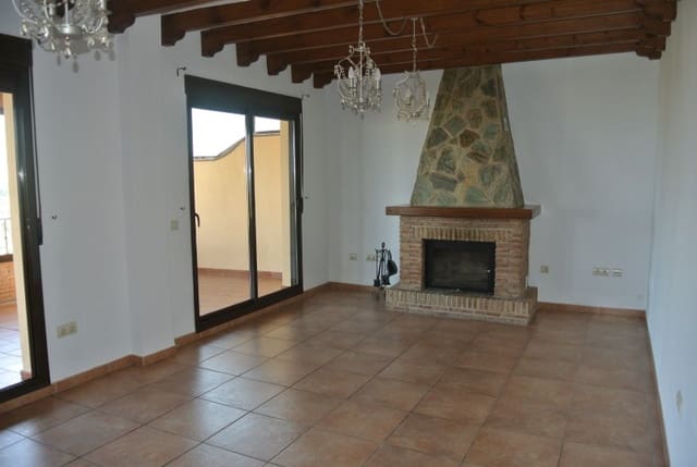 Chalet de 5 habitaciones en Alhaurín de la Torre en alquiler - 4.200 € (Ref: 5874788)