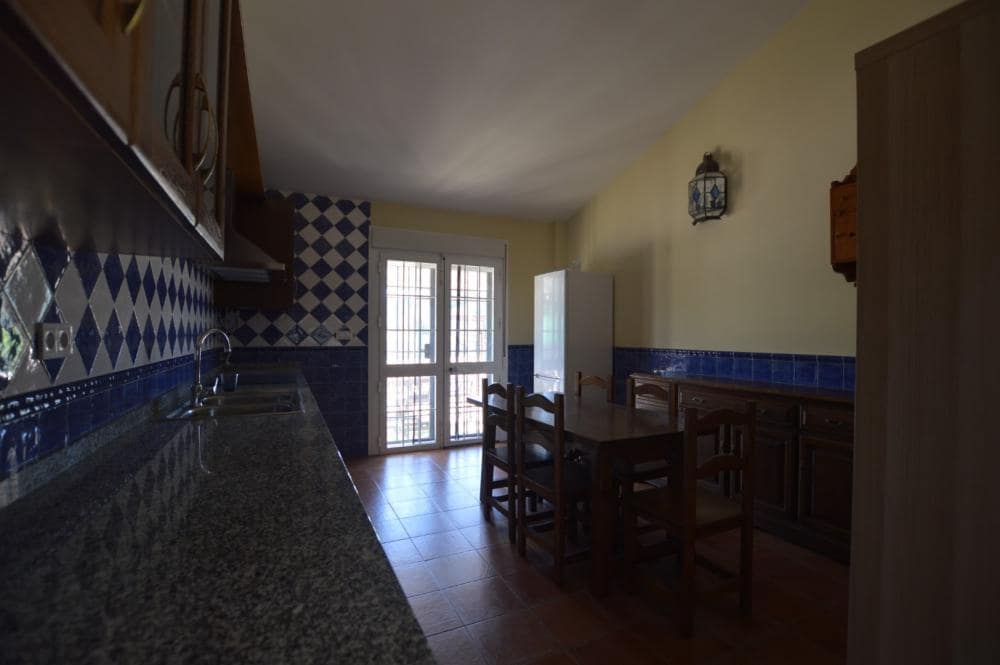 3 slaapkamer Huis te huur in Coin met zwembad - € 1.000 (Ref: 5993004)