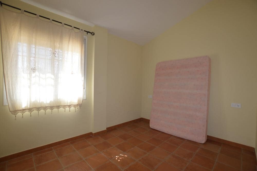 3 slaapkamer Huis te huur in Coin met zwembad - € 1.000 (Ref: 5993004)