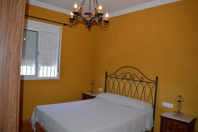 3 bedroom Villa for rent in Alhaurin de la Torre with pool - € 1,450 (Ref: 6079513)