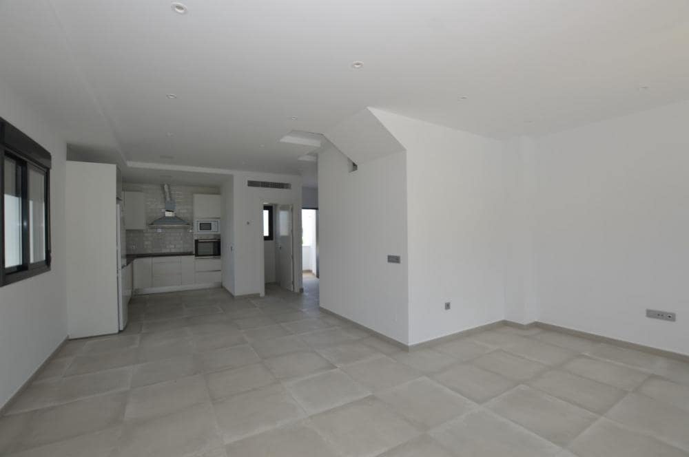 3 bedroom Townhouse for rent in Alhaurin el Grande with pool garage - € 1,650 (Ref: 6569602)