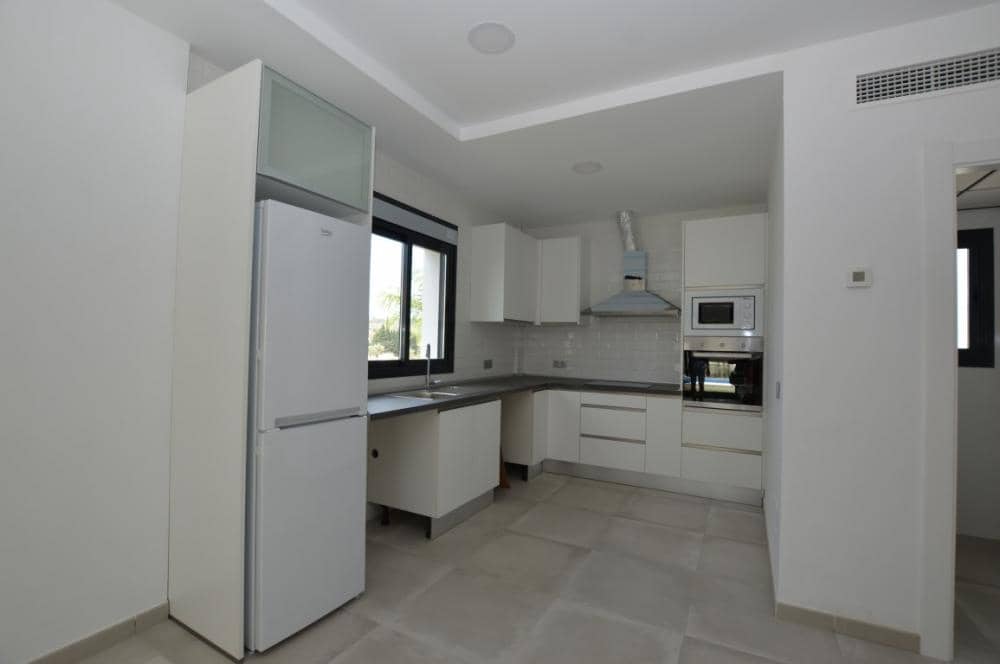 3 bedroom Townhouse for rent in Alhaurin el Grande with pool garage - € 1,650 (Ref: 6569602)