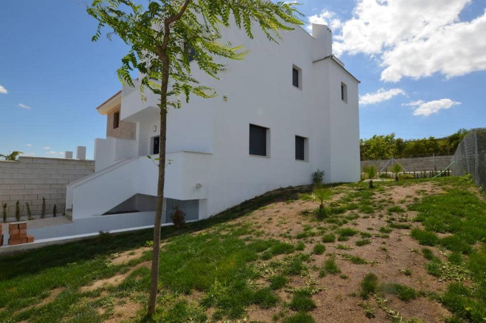 3 bedroom Townhouse for rent in Alhaurin el Grande with pool garage - € 1,650 (Ref: 6569602)