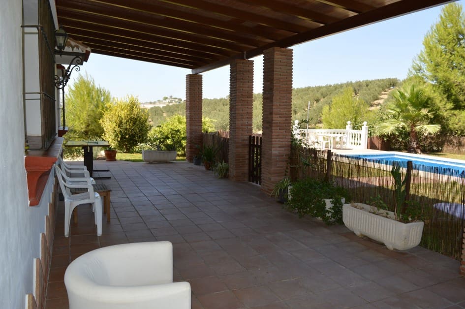 5 bedroom Villa for rent in Alhaurín el Grande € 1,600 (Ref 8030899)
