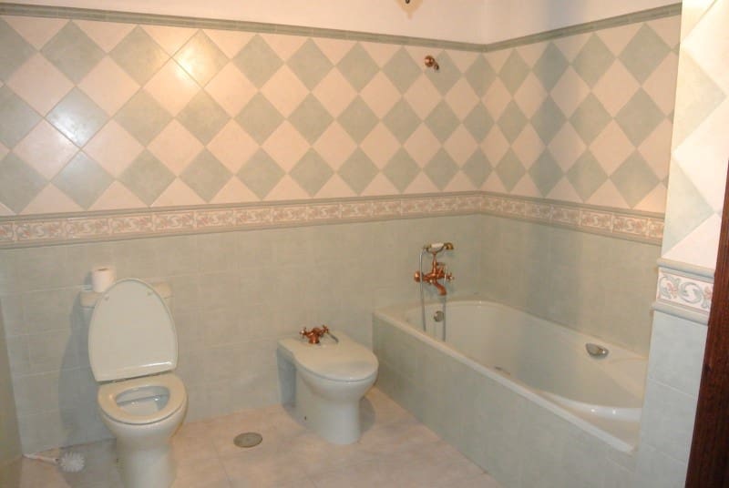 5 bedroom Villa for rent in Alhaurin el Grande with pool - € 2,500 (Ref: 8046004)