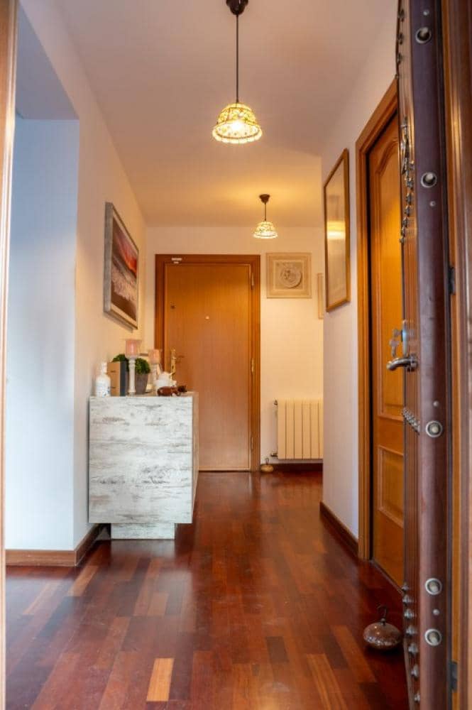 3 bedroom Villa for rent in Alhaurin de la Torre with pool - € 2,800 (Ref: 8125059)