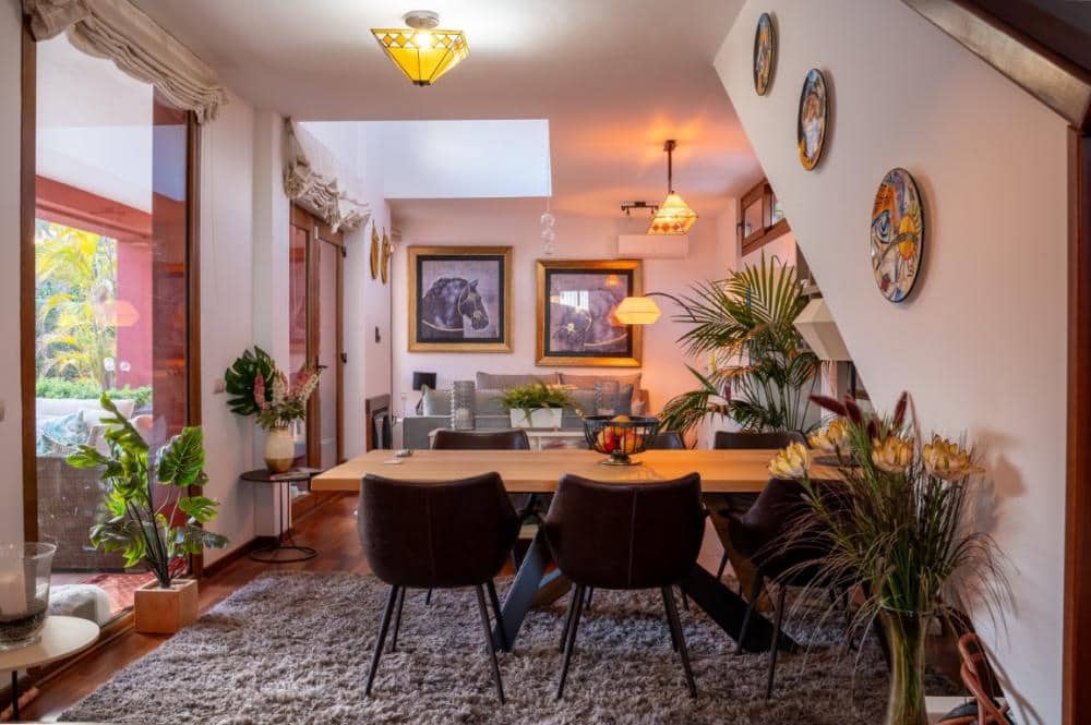 3 bedroom Villa for rent in Alhaurin de la Torre with pool - € 2,800 (Ref: 8125059)