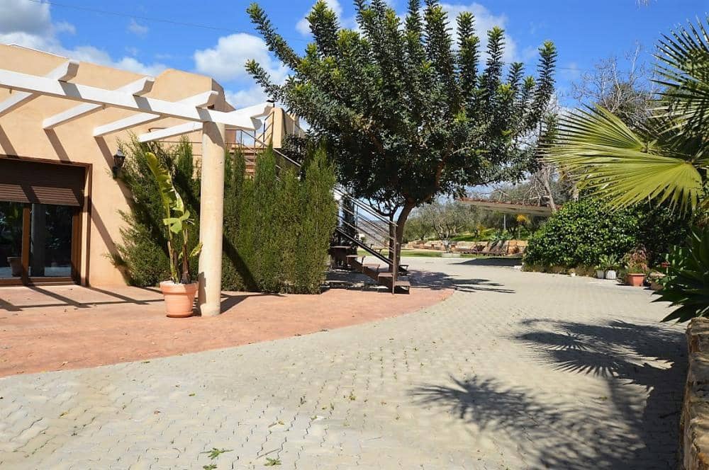 5 bedroom Villa for rent in Alhaurin el Grande with pool - € 3,500 (Ref: 8168211)