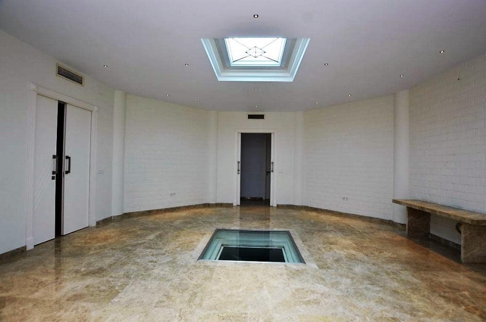 5 bedroom Villa for rent in Alhaurin el Grande with pool - € 3,500 (Ref: 8168211)