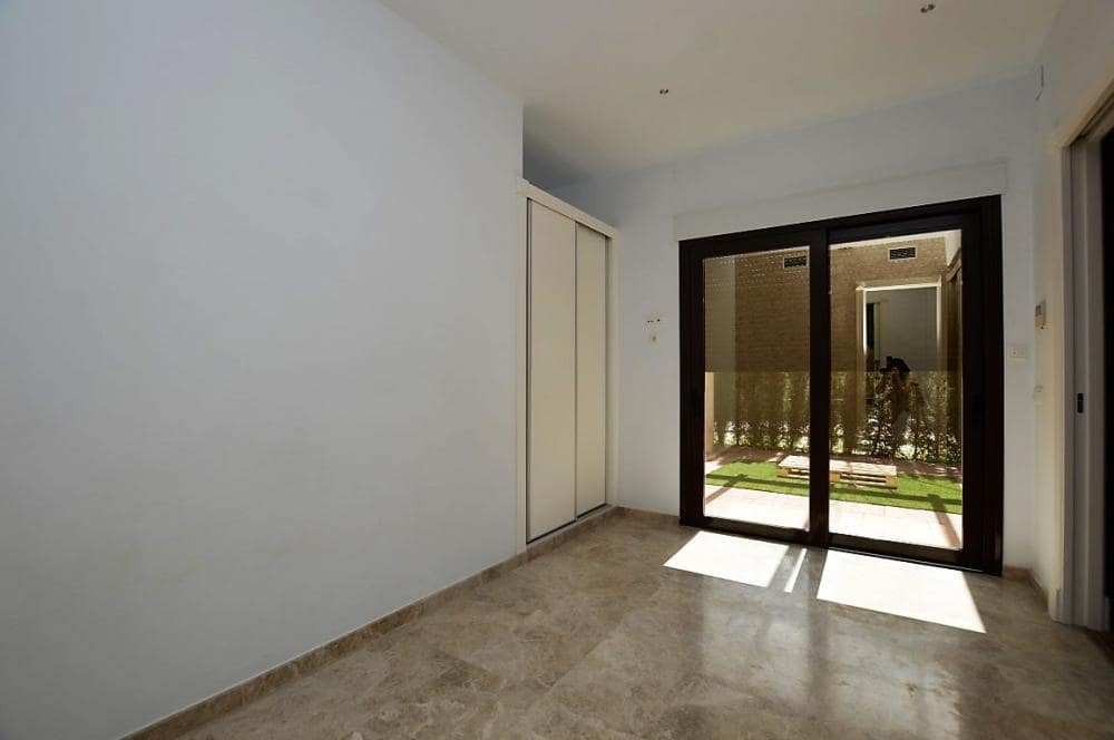 5 bedroom Villa for rent in Alhaurin el Grande with pool - € 3,500 (Ref: 8168211)