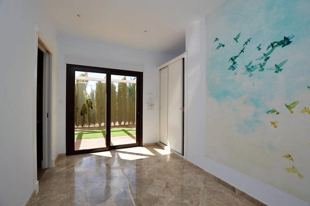 5 bedroom Villa for rent in Alhaurin el Grande with pool - € 3,500 (Ref: 8168211)