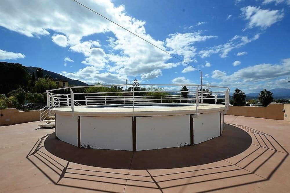 5 bedroom Villa for rent in Alhaurin el Grande with pool - € 3,500 (Ref: 8168211)