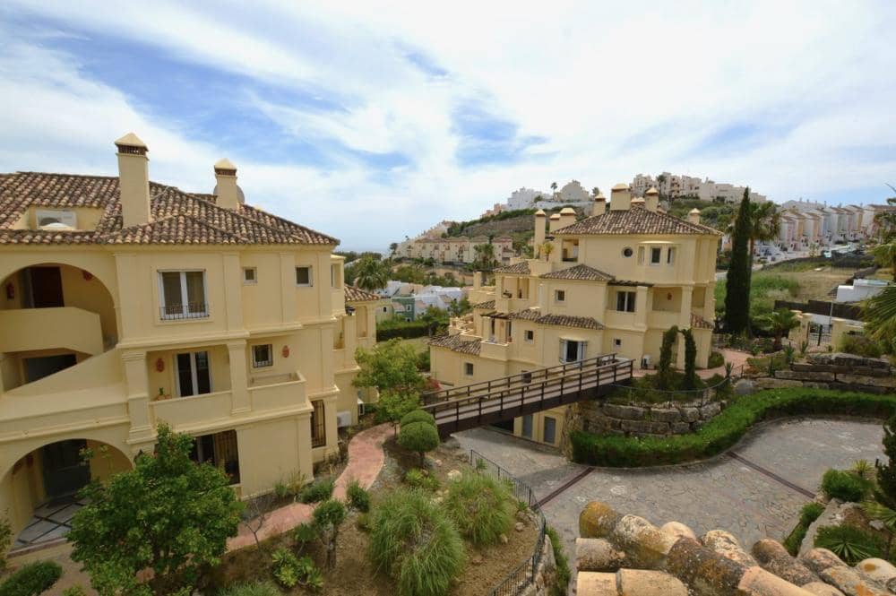 3 bedroom Apartment for sale in Bahia de Casares with pool garage - € 595,000 (Ref: 8338972)