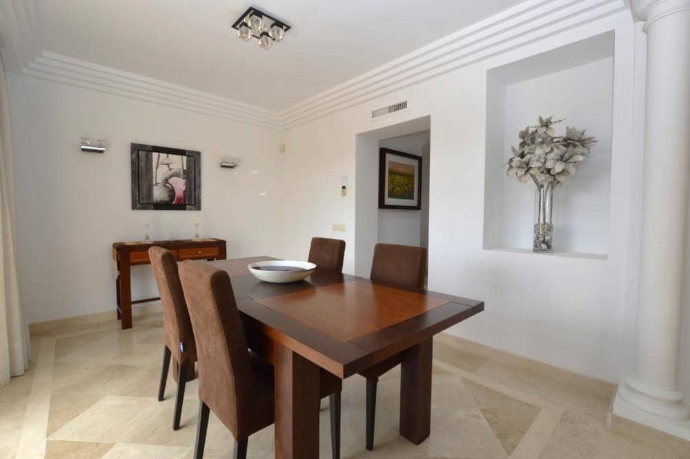 3 bedroom Apartment for sale in Bahia de Casares with pool garage - € 595,000 (Ref: 8338972)