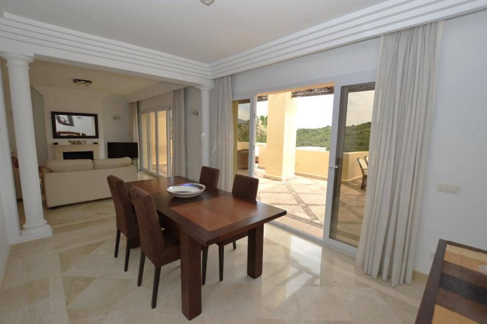 3 bedroom Apartment for sale in Bahia de Casares with pool garage - € 595,000 (Ref: 8338972)