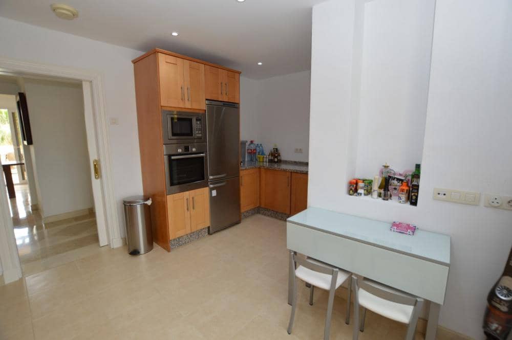 3 bedroom Apartment for sale in Bahia de Casares with pool garage - € 595,000 (Ref: 8338972)