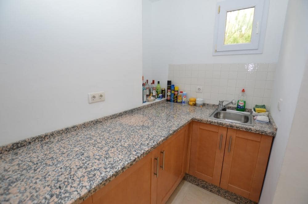 3 bedroom Apartment for sale in Bahia de Casares with pool garage - € 595,000 (Ref: 8338972)