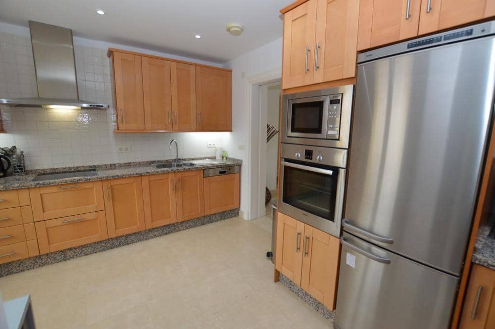 3 bedroom Apartment for sale in Bahia de Casares with pool garage - € 595,000 (Ref: 8338972)