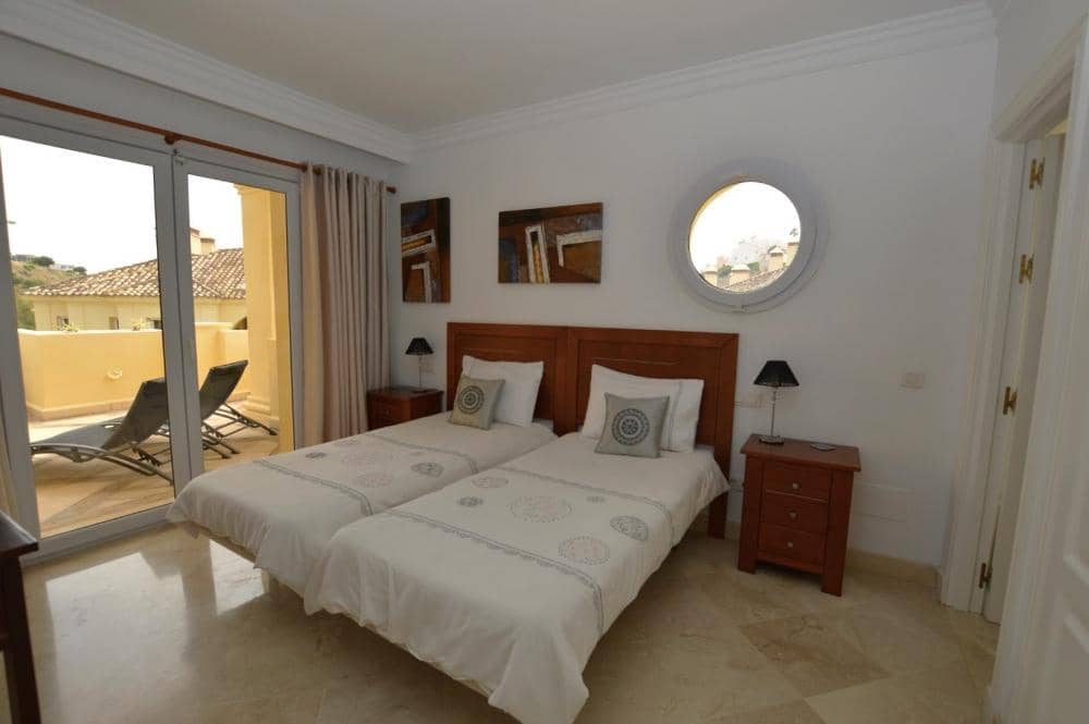 3 bedroom Apartment for sale in Bahia de Casares with pool garage - € 595,000 (Ref: 8338972)