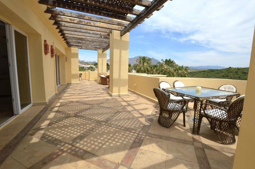 3 bedroom Apartment for sale in Bahia de Casares with pool garage - € 595,000 (Ref: 8338972)